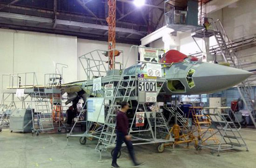 S&#x1ED1;c: Su-57 l&#x1EAF;p r&#xE1;p tr&#xEA;n d&#xE2;y chuy&#x1EC1;n Su-30, thua xa FC-31 c&#x1EE7;a Trung Qu&#x1ED1;c?