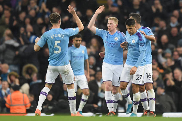 Man City lội ngược dòng ngoạn mục trước Chelsea