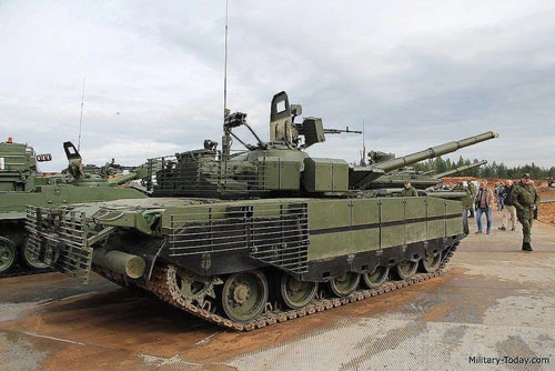 Mới đây, quân đội Nga đã chính thức tiếp nhận và đưa vào biên chế phiên bản xe tăng T-80BVM được nâng cấp từ T-80BV, khi được trang bị những tính năng tối tân và hiện đại nhất; rất phù hợp khi hoạt động ở vùng cực Bắc.