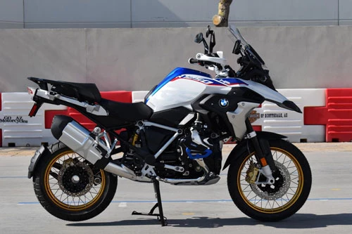 3. BMW R 1250 GS 2019 (giá: 16.960 euro).