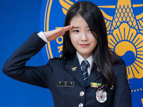 Cách giữ nét baby của nữ sĩ quan cảnh sát cấp cao đẹp nhất Hàn Quốc