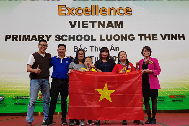 Đoàn Việt Nam thắng lớn tại Ngày hội Robothon và Wecode quốc tế 2019