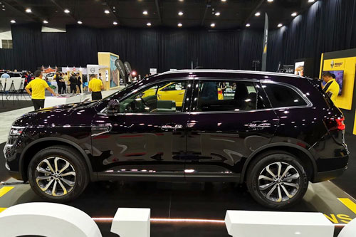 Honda CR-V, Mazda CX-5 có thêm đối thủ cực chất, giá hơn 1 tỷ đồng