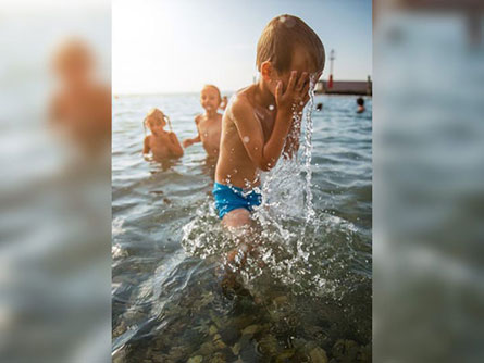 10 lợi ích không ngờ do bơi lội mang lại cho bạn