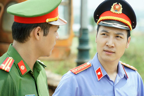 Diễn viên Mạnh Trường lúc đầu nghĩ kiểm sát viên giống... công an
