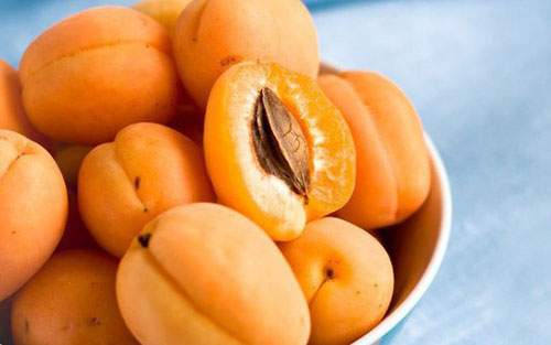 Loại quả màu vàng nhiều người chê “chua loét” hóa ra dùng để trị ho hay viêm họng, đau răng lại cực nhanh và tiện