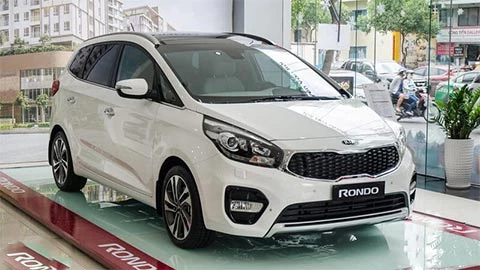 Kia Rondo.