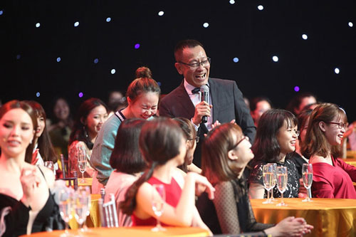 Lại Văn Sâm sau 2 năm về hưu đắt show, thu nhập cao hơn đương chức