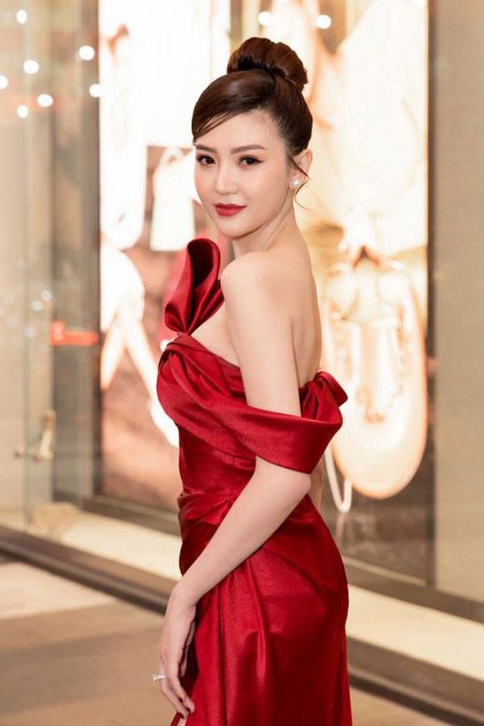 Nhan sắc nữ doanh nhân đa tài sau 3 năm đăng quang Nữ hoàng Sắc đẹp toàn cầu