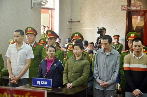 Điện Biên: Xét xử mẹ nữ sinh giao gà và các đồng phạm mua bán ma túy