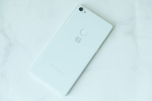 CEO Nguyễn Tử Quảng: Camera Bphone 4 sẽ dùng "nhiếp ảnh điện toán"