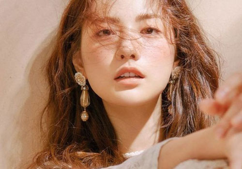 Phụ nữ sinh vào tháng âm lịch này, trời sinh trong mệnh có phúc, từ trung vận đến hậu vận phú quý nồng hậu, tài vận dồi dào