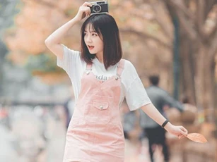 “Tiểu nấm lùn” xinh xắn trường Kiến trúc khiến bao chàng thương nhớ