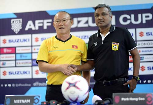 HLV U22 Lào: 'Việt Nam sẽ dùng đội hình mạnh nhất đấu chúng tôi'