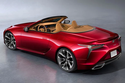 Lexus LC500 Convertible 2021.