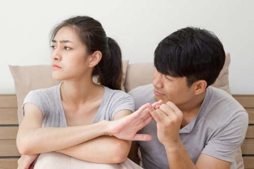 Đau khổ vì cưới vợ đã nửa năm mà vẫn còn là trai tân