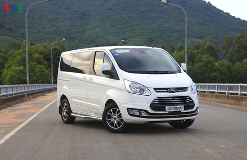 Những ưu việt nổi trội của Ford Tourneo trong phân khúc MPV