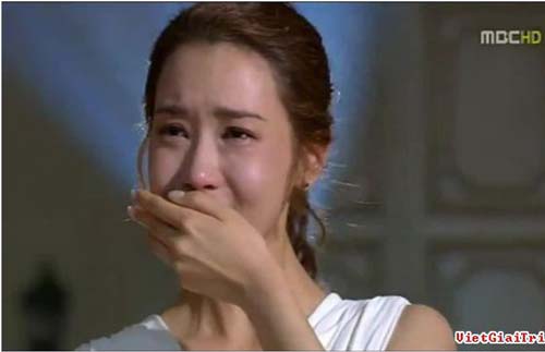 Choáng váng phát hiện chồng chung tình có “con rơi”