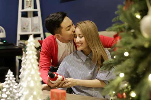 Khánh Thi: Cô giáo "hớp hồn" nam sinh kém 12 tuổi và cuộc sống hôn nhân viên mãn cùng học trò