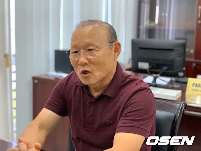 Báo Hàn ca ngợi ‘phép thuật’ của HLV Park Hang-seo với bóng đá Việt Nam