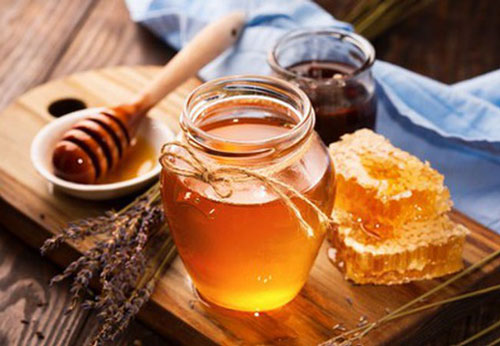 Thực hư mật ong đại kỵ với bột sắn dây, uống vào là đột tử