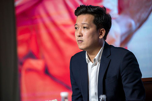 Trường Giang giải thích lý do giấu kín con gái với khán giả