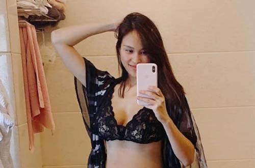 Mới sinh con được 8 ngày, "mẹ bỉm sữa" Phương Mai mặc nội y nóng bỏng đến khó tin, tiết lộ cách để lấy lại vóc dáng "thần tốc"