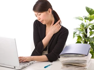 Phòng ngừa biến chứng nguy hiểm của căn bệnh dân văn phòng dễ mắc