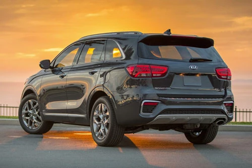 5. Kia Sorento 2020 (giá khởi điểm: 26.690 USD).