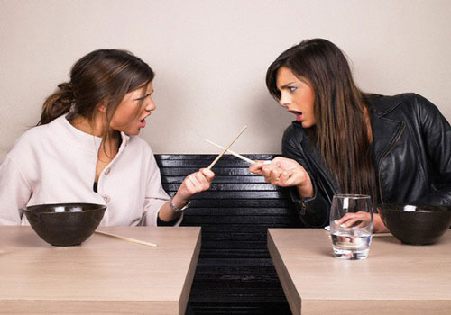 Chị dâu tung độc chiêu trị em chồng ở bẩn