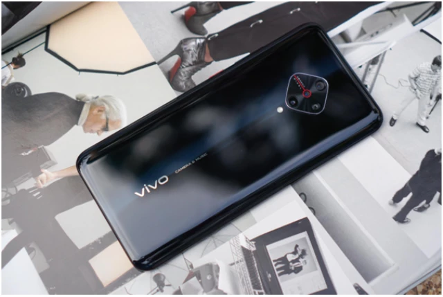 Vivo S1 Pro: Đỉnh cao selfie 32MP, 4 camera sau AI 48MP