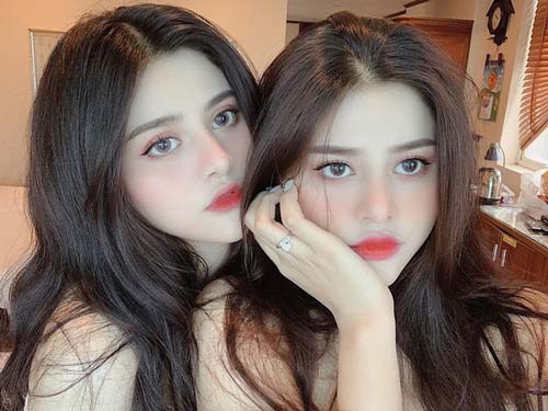 Xuất hiện hai chị em sinh đôi 2k 'cực phẩm': Cùng tên, xinh đẹp khiến cộng đồng mạng chỉ biết khen nức nở