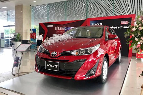 Giá xe Toyota Vios tiếp tục giảm mạnh, đối đầu Honda City