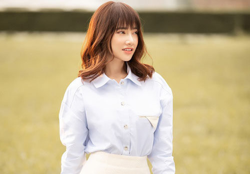 “Gái một con” Nhã Phương đẹp bất chấp, khoe vẻ thanh xuân rực rỡ