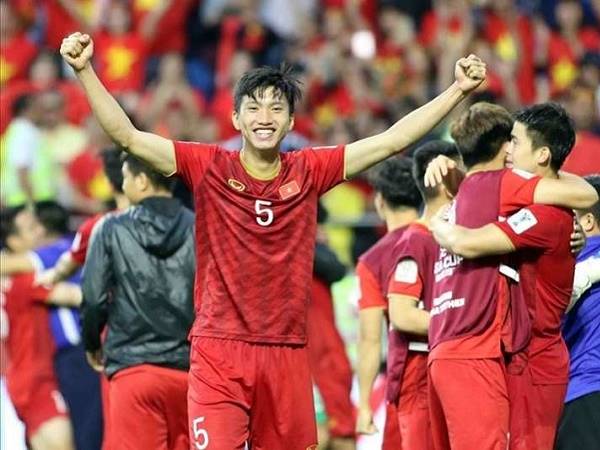 Đội hình CHÍNH THỨC U22 Việt Nam vs U22 Indonesia: Văn Hậu đá trung vệ