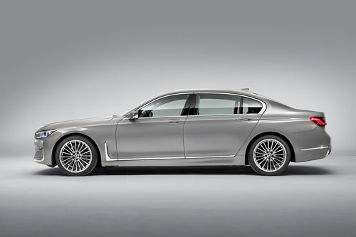 Chi tiết BMW 750Li xDrive 2020: Công suất 523 mã lực, gàn 2,4 tỷ đồng