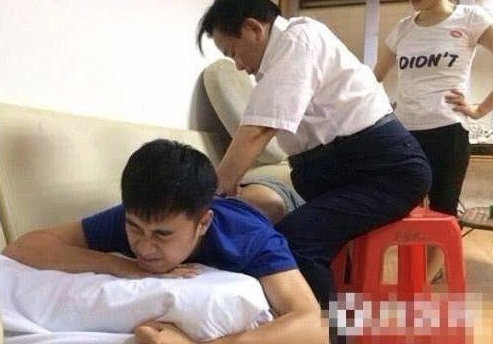 Trước Cao Dĩ Tường, nhiều sao Hoa ngữ đã gặp chấn thương nghiêm trọng khi tham gia show truyền hình