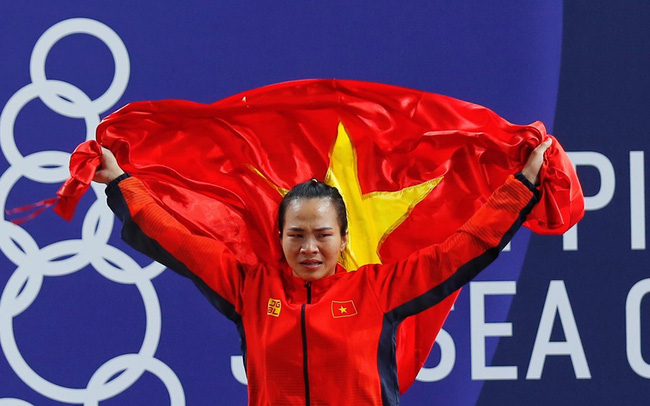 Vương Thị Huyền giành HCV đầu tiên cho cử tạ Việt Nam tại SEA Games 30