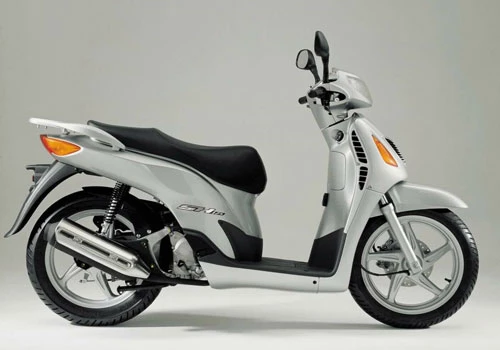 Honda SH đời 2001.