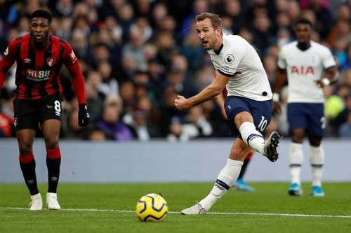 Thắng kịch tính, Tottenham nối dài chuỗi trận thăng hoa