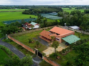 Ngôi nhà truyền thống Nam Bộ đẹp mê mẩn trên báo Tây