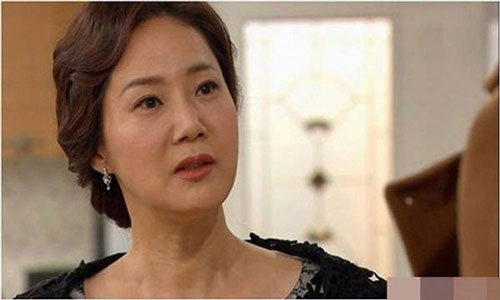 Ra mắt mẹ bạn trai, "gái nạ dòng" nhận lời cay nghiệt