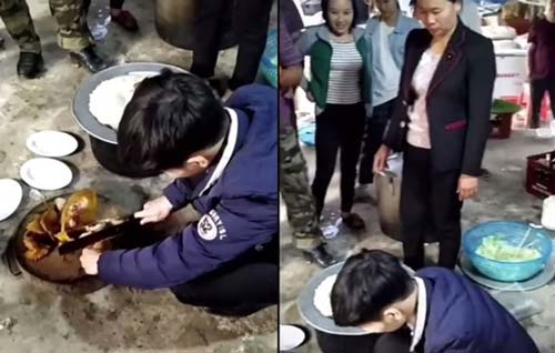 Hình ảnh có 1-0-2 khi chàng rể lần đầu trổ tài chặt thịt gà nhưng 4 bề xung quanh lại bị bố mẹ, cô, dì, thím bên vợ kè kè giám sát đến thương