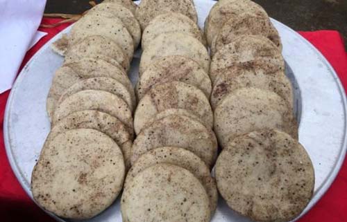 Độc lạ những đặc sản ngon khó cưỡng từ ngô của người Mông ở Cao Bằng