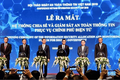 Khai trương Hệ thống Chia sẻ và Giám sát an toàn thông tin phục vụ Chính phủ điện tử