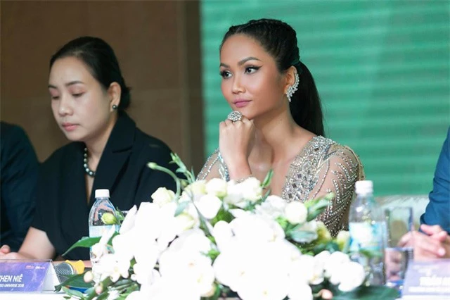 Lộ vương miện đặc biệt của Hoa hậu Hoàn vũ Việt Nam 2019 - Ảnh 4.