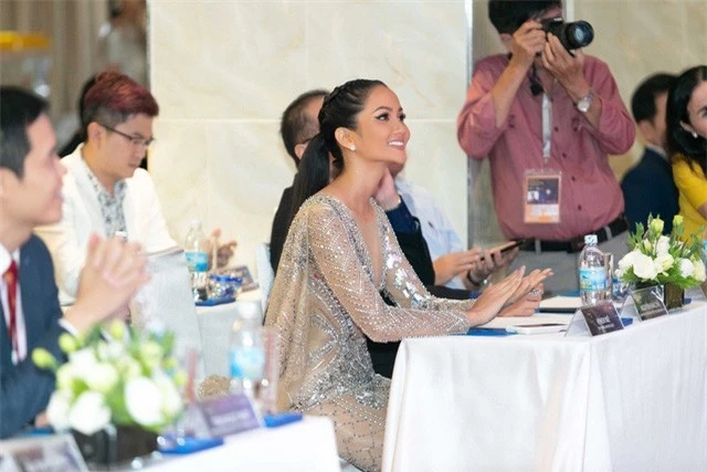 Lộ vương miện đặc biệt của Hoa hậu Hoàn vũ Việt Nam 2019 - Ảnh 6.