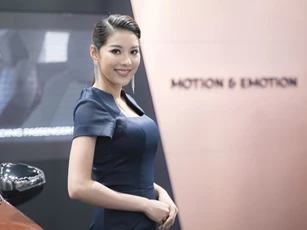 Chiêm ngưỡng dàn xe hơi, mỹ nhân xinh đẹp tại triển lãm Motor Expo 2019