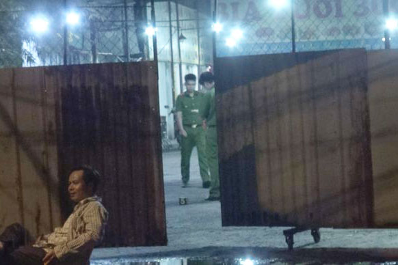 TP.HCM: Hỗn chiến trong quán bia, 1 người thiệt mạng