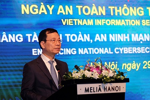 Bộ trưởng Nguyễn Mạnh Hùng: Đã đến lúc phải thay đổi cả cách nghĩ, cách làm về an toàn thông tin